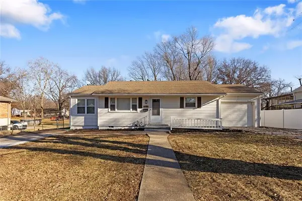 609 Florence Avenue, Lee's Summit, MO 64063