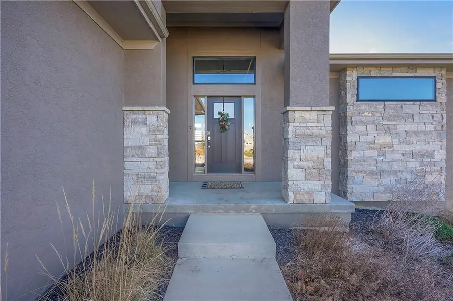 26089 W 96 Street, Lenexa, KS 66227 - Image #2