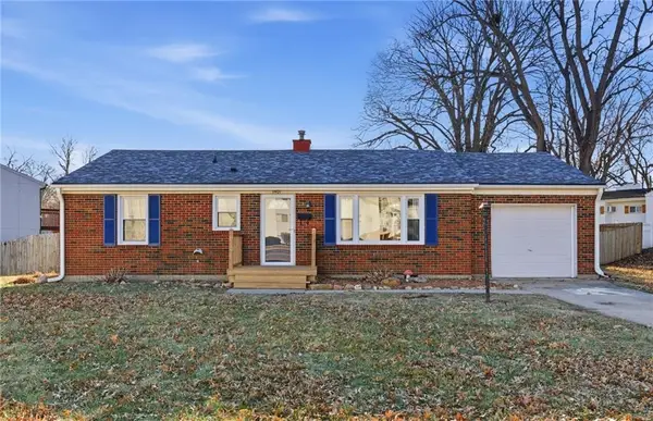 1401 SW 1st Street, Lee's Summit, MO 64081