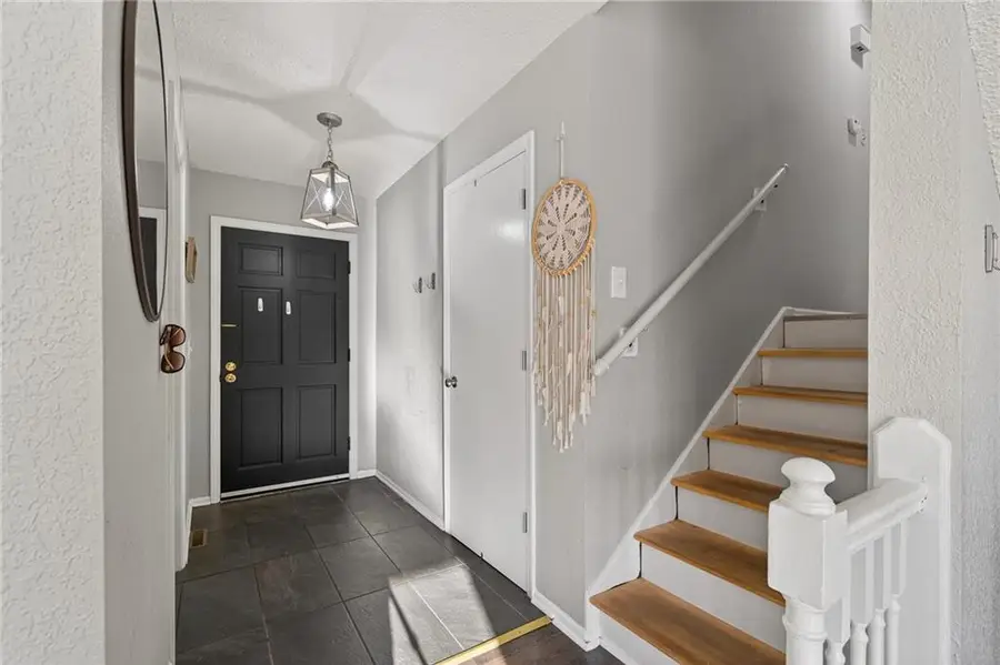 7921 Yecker Street, Kansas City, KS 66102 - Image #2