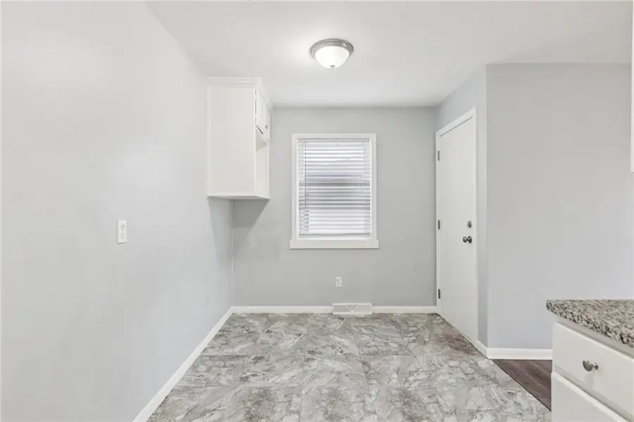 206-216 E South Avenue, Belton, MO 64012 - Image #3