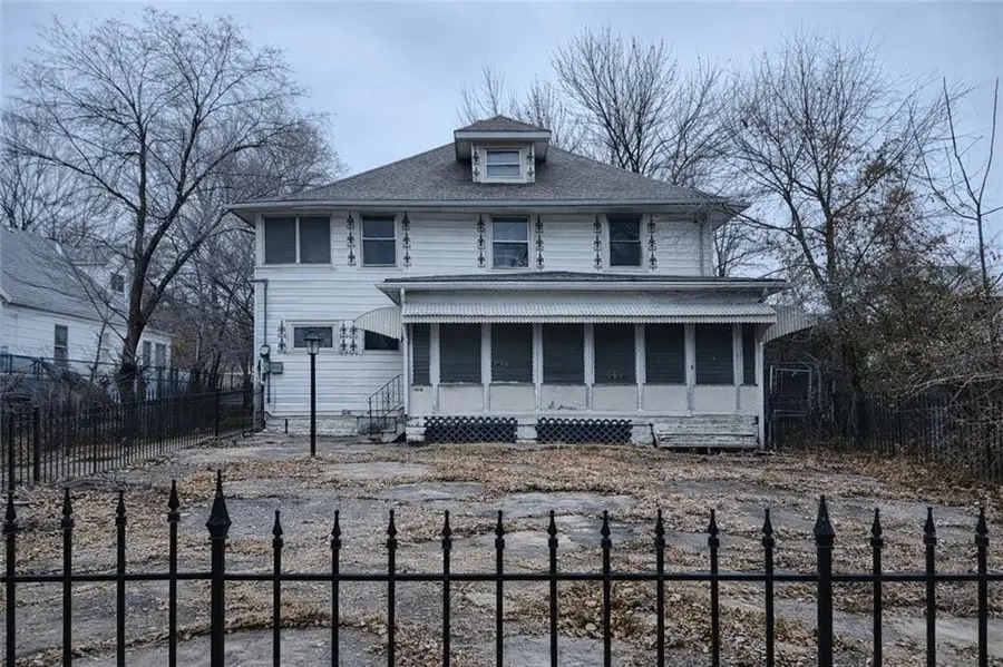 1816 E 75th Terrace, Kansas City, MO 64132 - Image #2