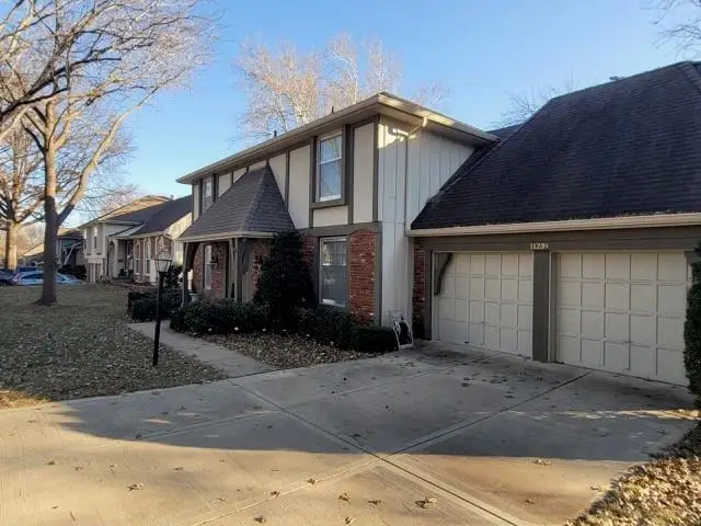 11239 W 99th Place, Overland Park, KS 66214 - Image #2