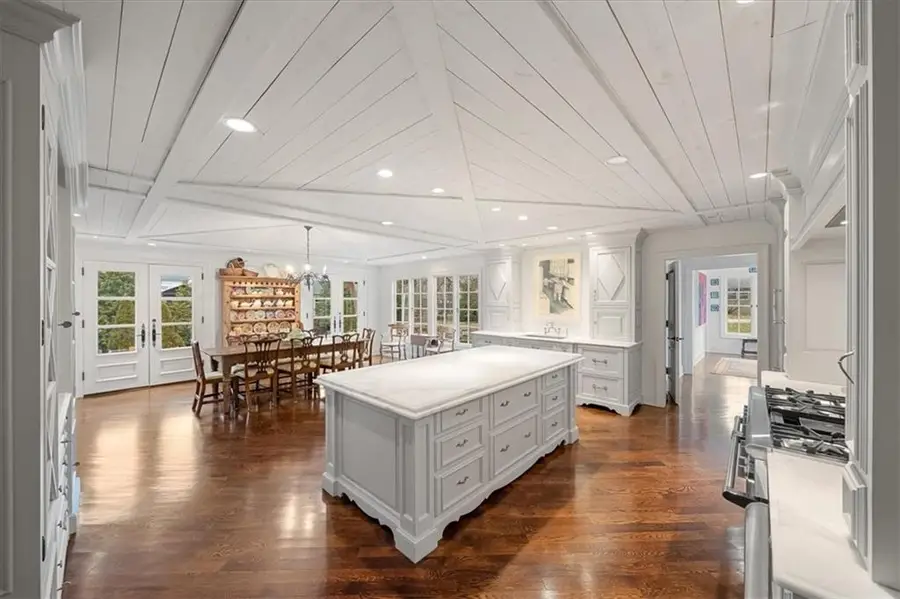 4600 W 87th Place, Prairie Village, KS 66207 - Image #3