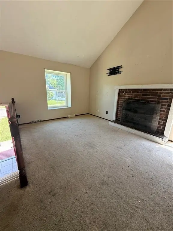 7504 Monrovia Street, Lenexa, KS 66216 - Image #2