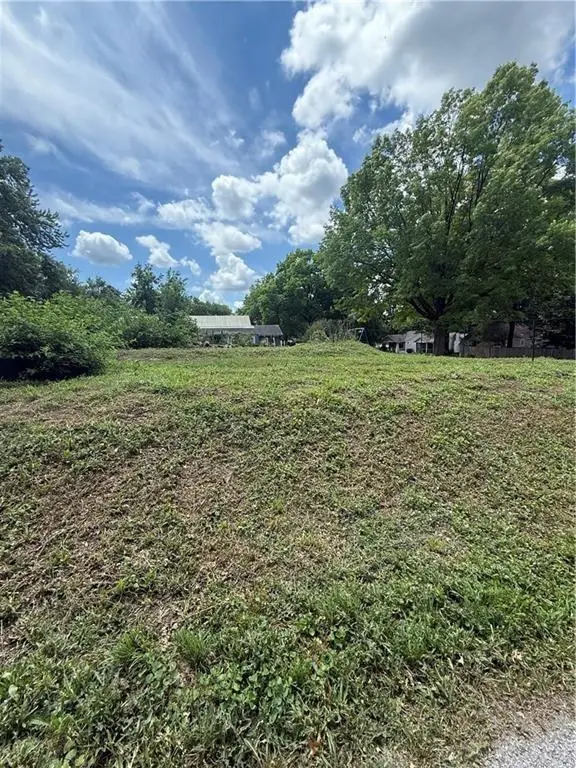 8105 & 8107 Main Street, Kansas City, MO 64114 - Image #1