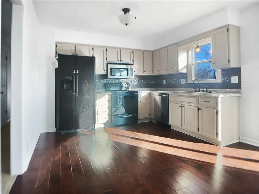 1101 W Elm Terrace, Olathe, KS 66061 - Image #2