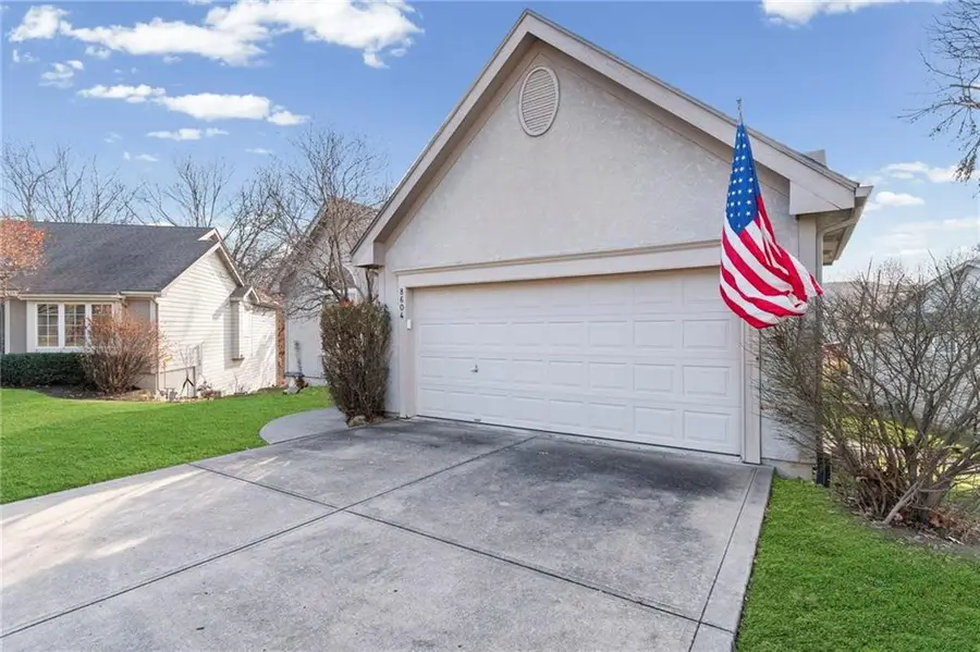 8604 N Liston Avenue, Kansas City, MO 64154 - Image #2