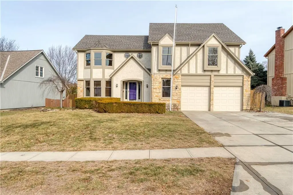 11416 W 105th Street, Overland Park, KS 66214 - #1