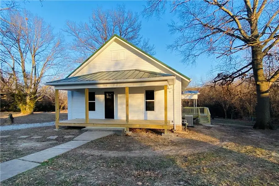 715 Pine Street, Sweet Springs, MO 65351 - Image #3