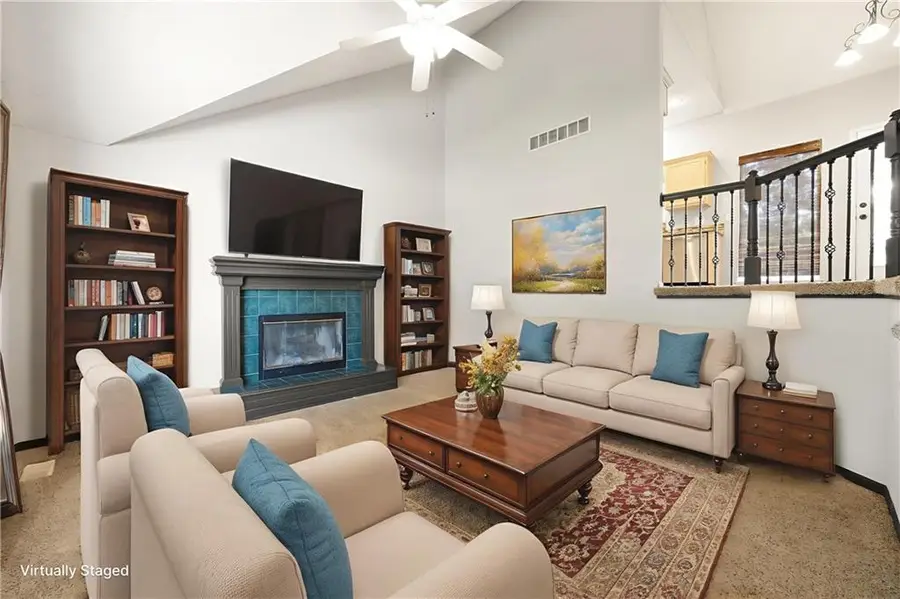 309 Mesa Drive, Smithville, MO 64089 - Image #2