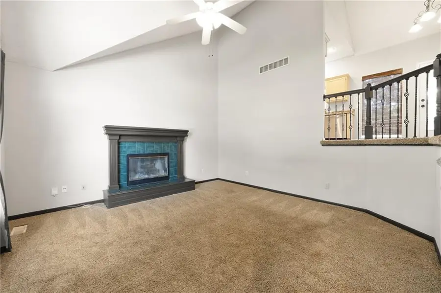 309 Mesa Drive, Smithville, MO 64089 - Image #3