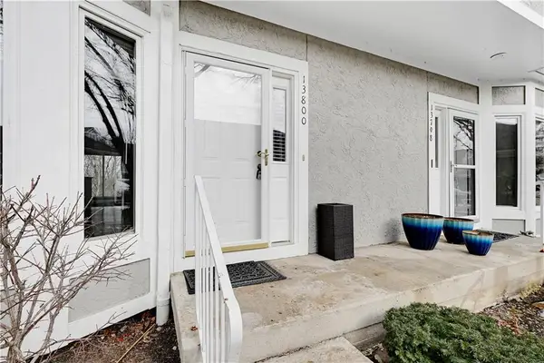 13800 W 58th Terrace, Shawnee, KS 66216