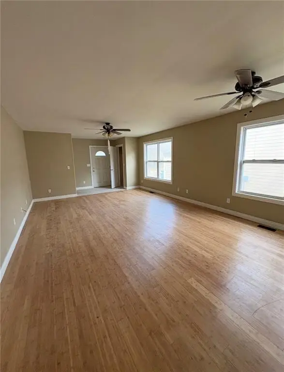 1010 E 16th Street, Pittsburg, KS 66762 - Image #3