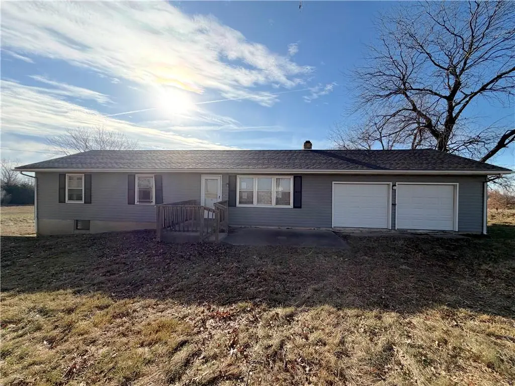 17787 Cantrell Road, Linwood, KS 66052 - Image #1