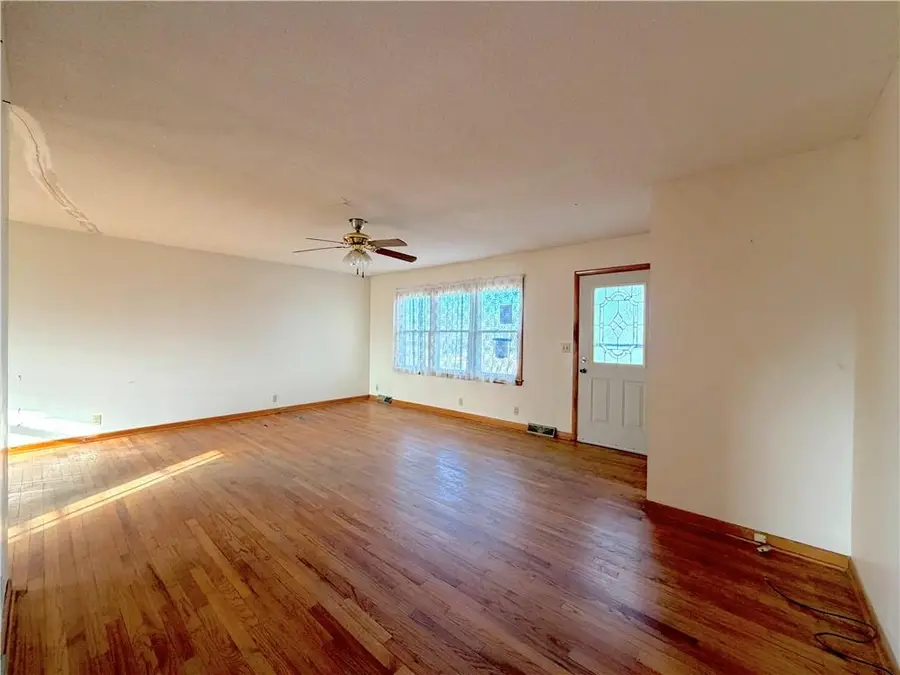 17787 Cantrell Road, Linwood, KS 66052 - Image #3