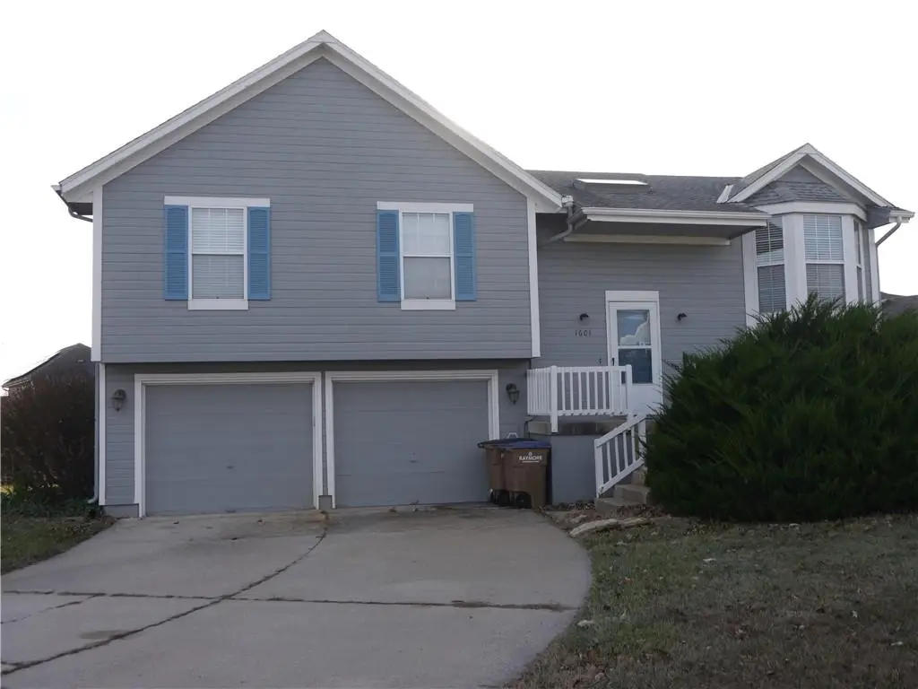 1601 Stasi Avenue, Raymore, MO 64083 - Image #1
