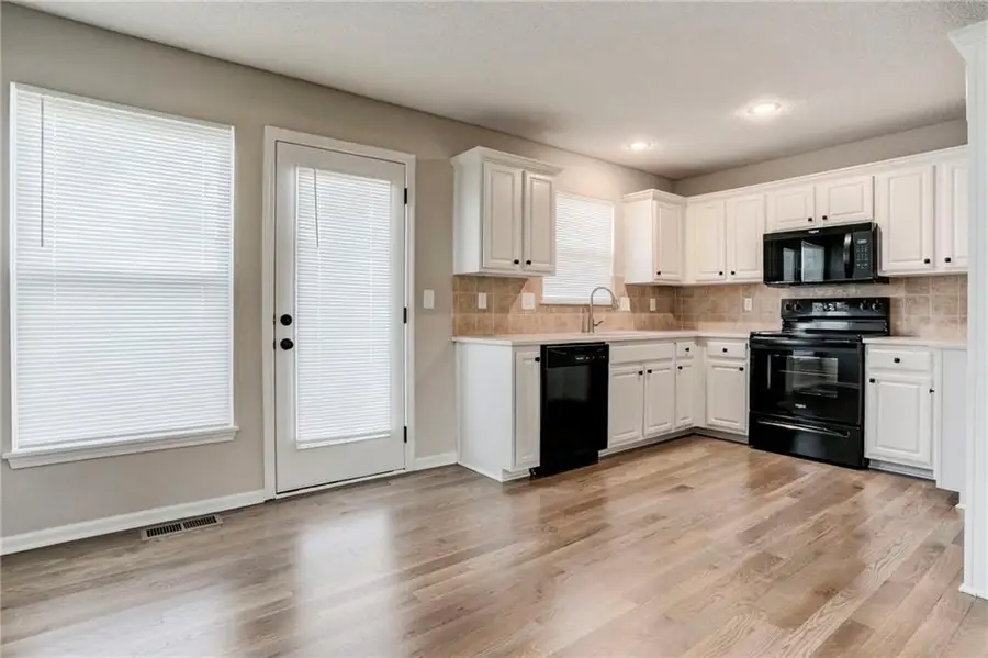 12774 Walker Street, Kansas City, KS 66109 - Image #3