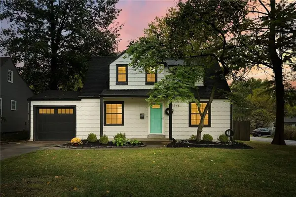 7945 Madison Avenue, Kansas City, MO 64114