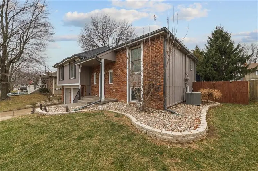 16008 W 139th Terrace, Olathe, KS 66062 - Image #2