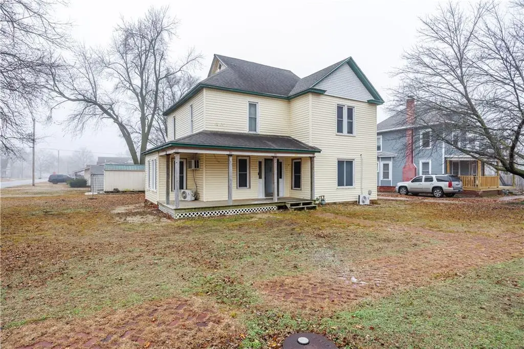 425 E 5th Street, Cherryvale, KS 67335 - Image #1