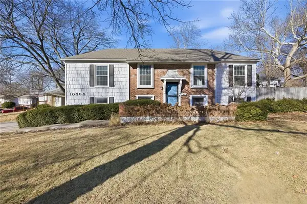 10000 W 93rd Street, Overland Park, KS 66212