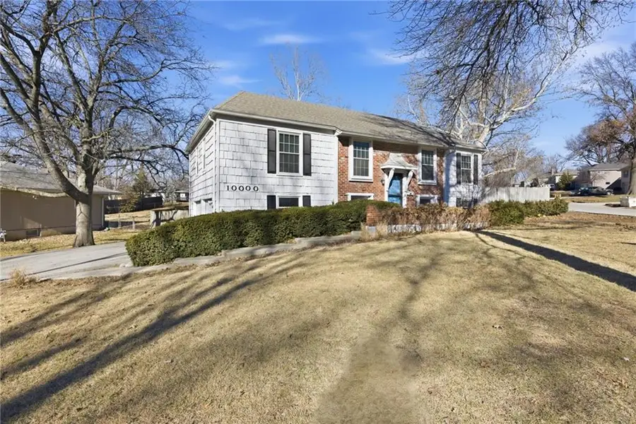 10000 W 93rd Street, Overland Park, KS 66212 - Image #2