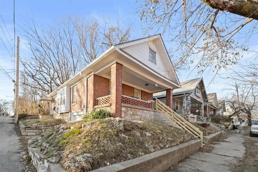 114 N Askew Avenue, Kansas City, MO 64123 - #3