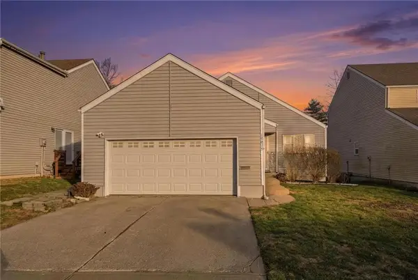 10015 N Cherry Drive, Kansas City, MO 64155