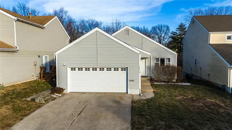 10015 N Cherry Drive, Kansas City, MO 64155 - Image #3