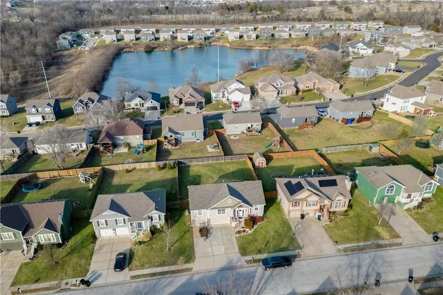 507 Tall Grass Drive, Pleasant Hill, MO 64080 - Image #2