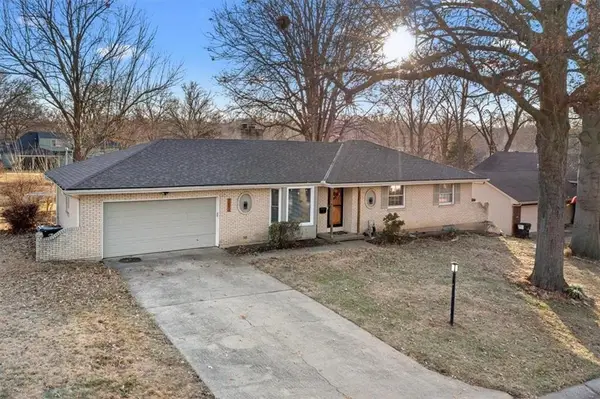 11213 E 61st Street, Raytown, MO 64133