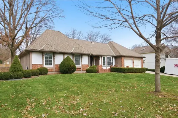 2200 W 121st Street, Leawood, KS 66209