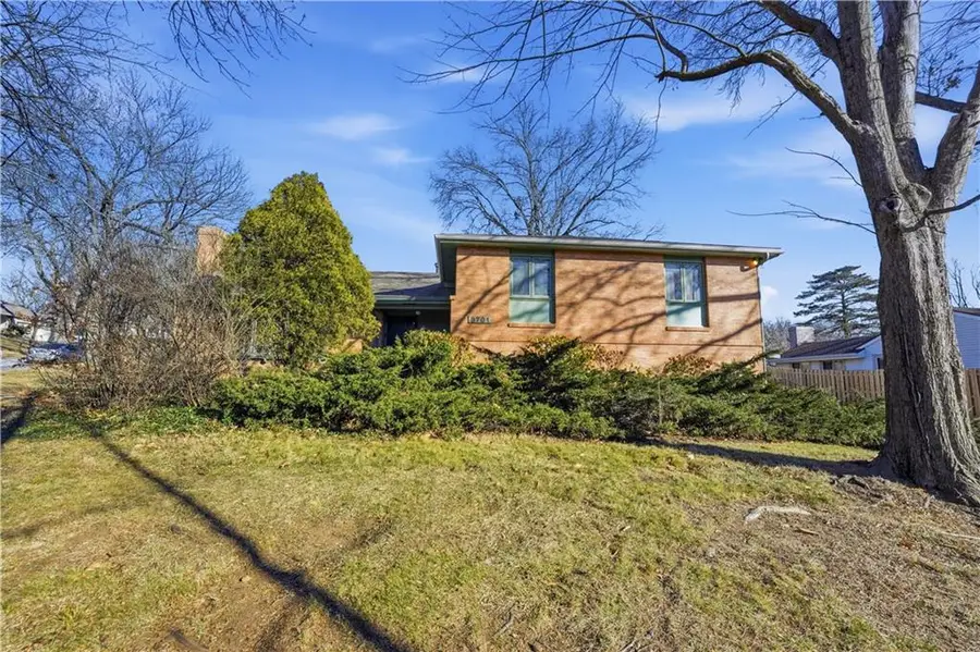 8701 Ward Parkway, Kansas City, MO 64114 - Image #2