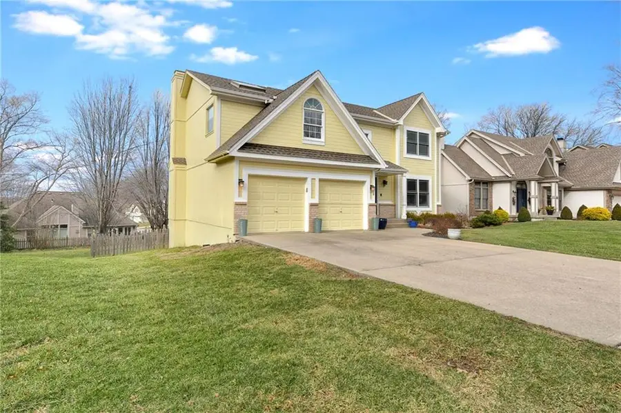 8008 N Chatham Avenue, Kansas City, MO 64151 - Image #2