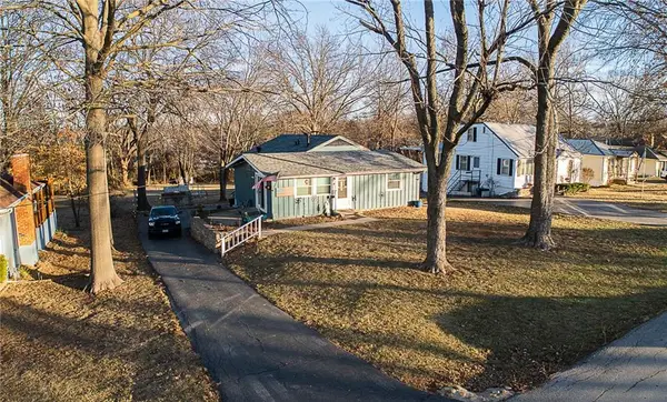 3523 S Park Avenue, Independence, MO 64052