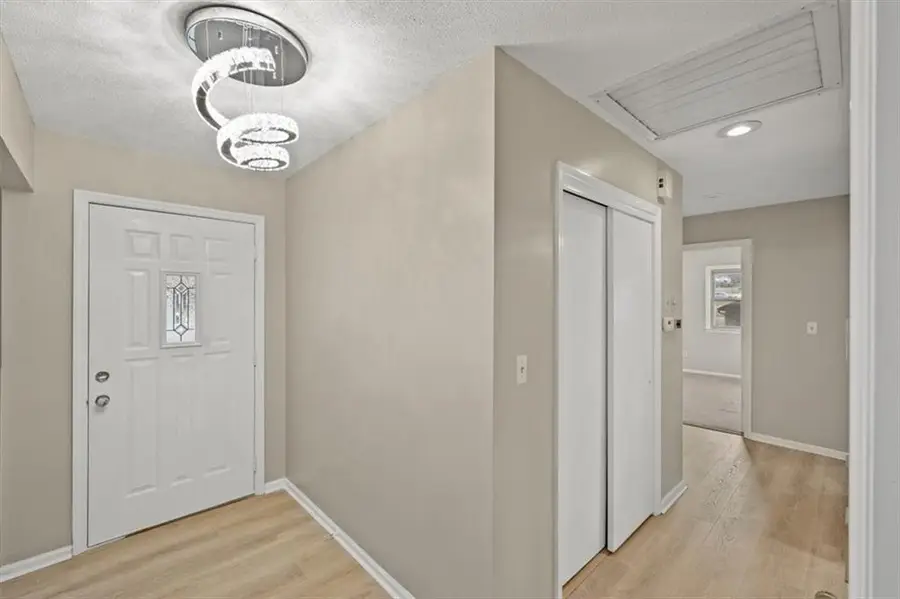 11800 E 77th Street, Raytown, MO 64138 - Image #2