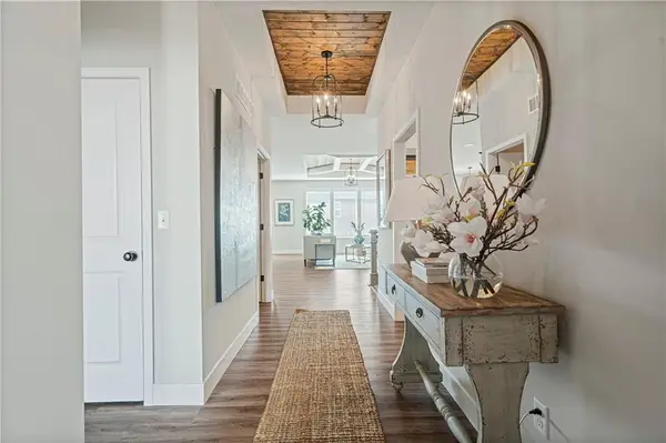 18375 W 205th Street, Spring Hill, KS 66083