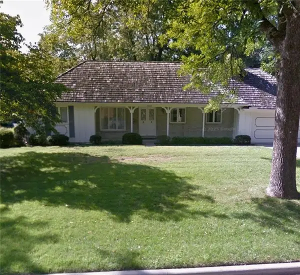 3009 W 90 Street, Leawood, KS 66206