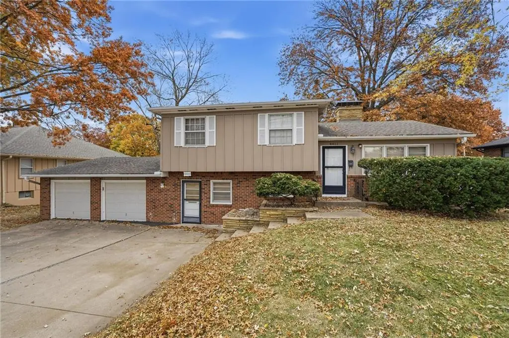 4411 Sterling Avenue, Kansas City, MO 64133 - Image #1