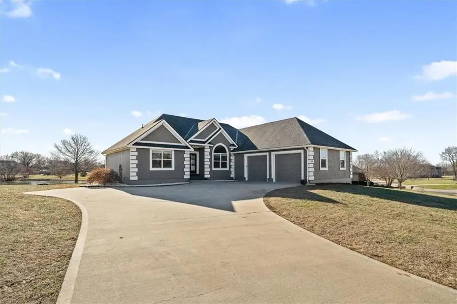 604 Canyon Drive, Pleasant Hill, MO 64080 - Image #3