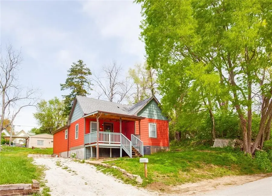 912 E Frederick Street, Independence, MO 64050 - Image #2