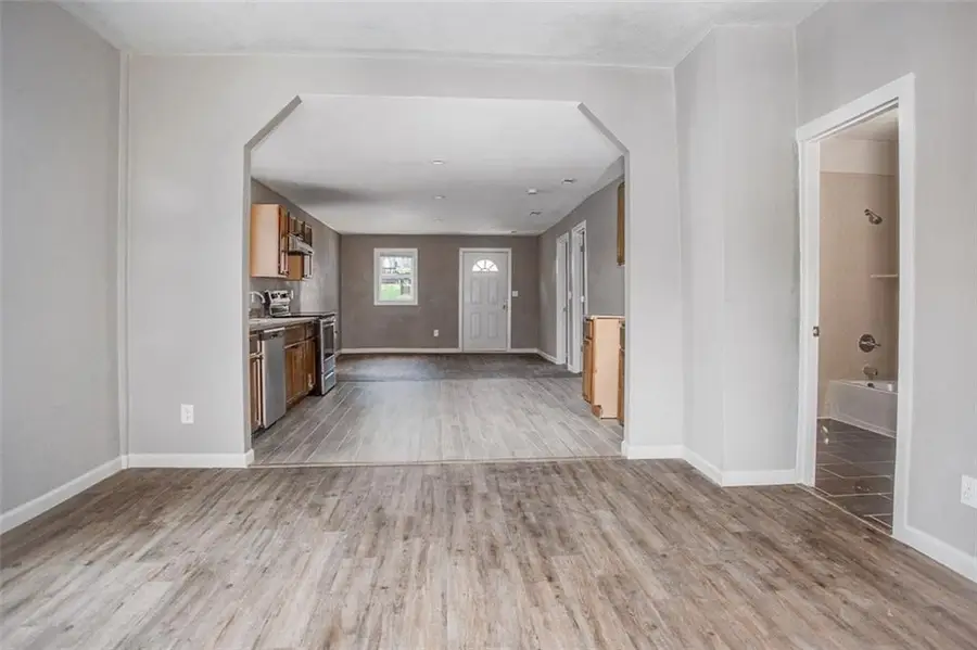 912 E Frederick Street, Independence, MO 64050 - Image #3