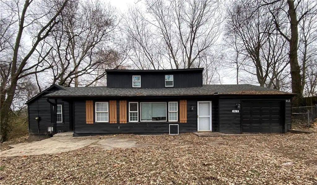 913 S Hocker Avenue, Independence, MO 64050 - Image #1