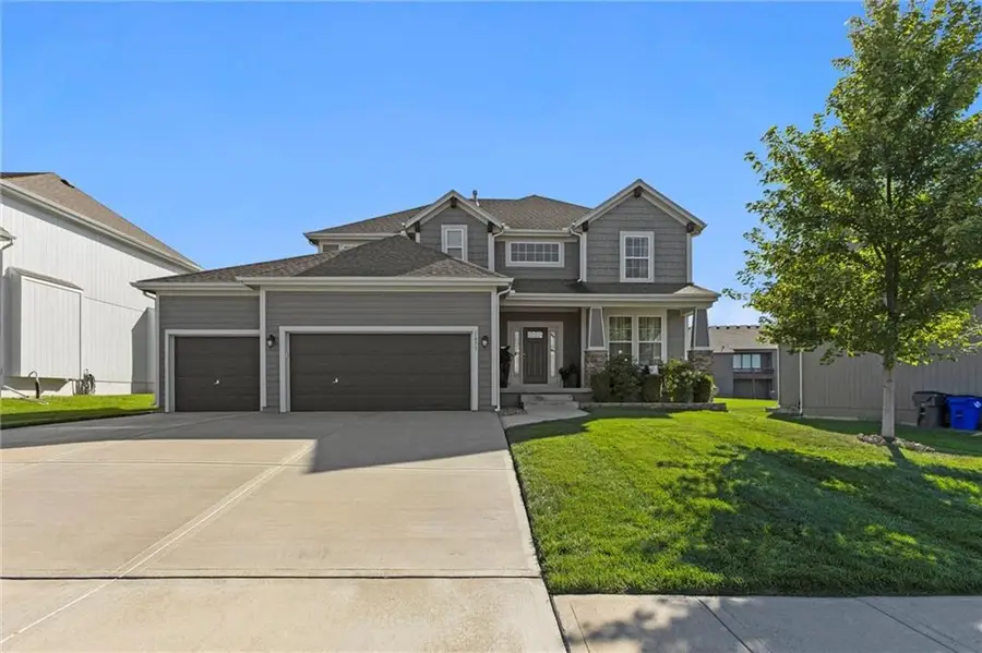 1073 N Sumac Street, Olathe, KS 66061 - Image #2