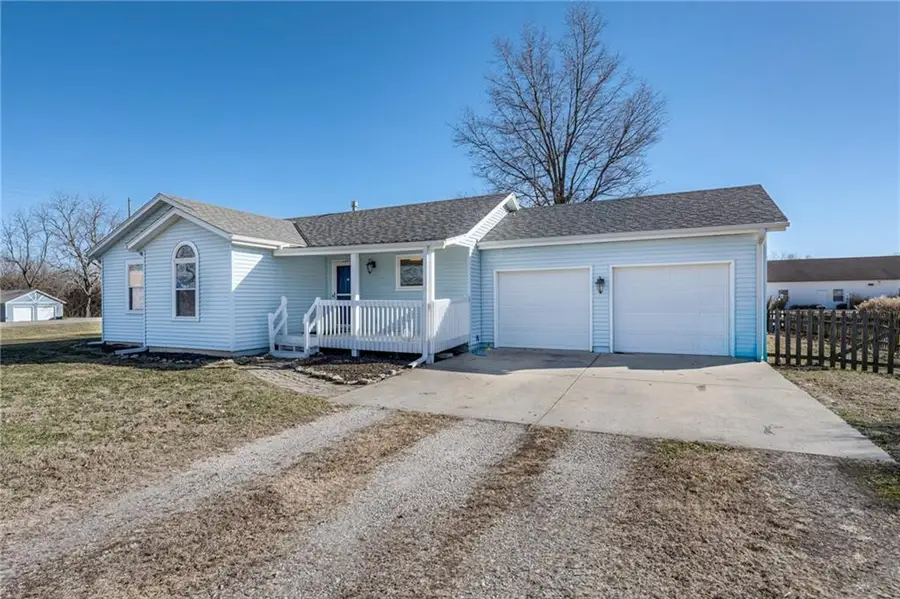 101 Frisco Street, Paola, KS 66071 - Image #2
