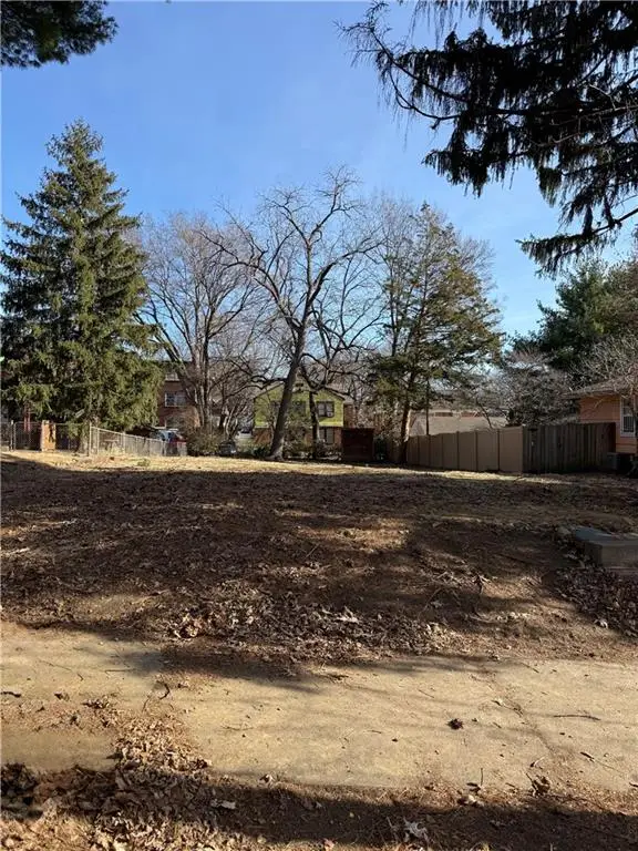 6035 Charlotte Street, Kansas City, MO 64110 - Image #2