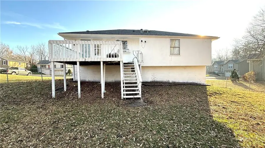 7904 Little Lane, Pleasant Valley, MO 64068 - Image #2