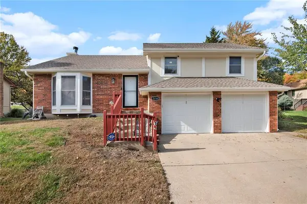 2116 Cambridge Street, Leavenworth, KS 66048