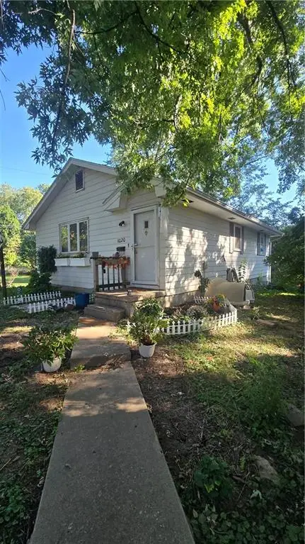 1020 7th Avenue, St Joseph, MO 64505